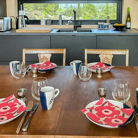 Architect-designed Panoramic View 펜션 Ervik (Urangsvag)