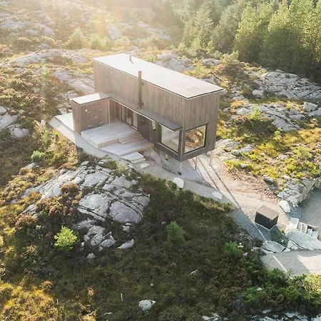 Architect-designed Panoramic View * Ervik (Urangsvag)