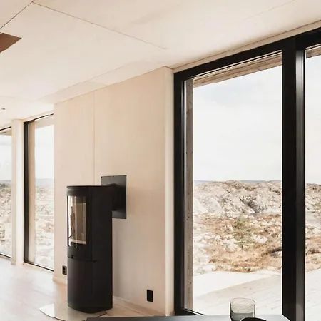 Architect-designed Panoramic View * Ervik (Urangsvag)