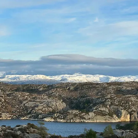 Architect-designed Panoramic View * Ervik (Urangsvag)