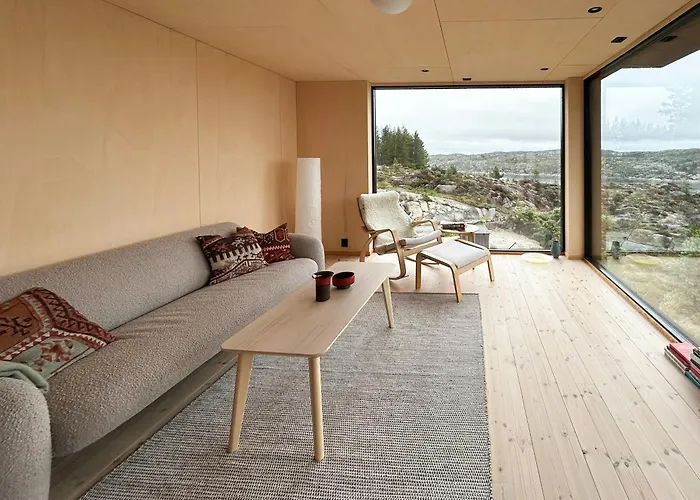Architect-designed Panoramic View