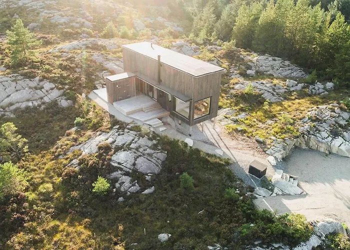 Architect-designed Panoramic View * Ervik (Urangsvag)